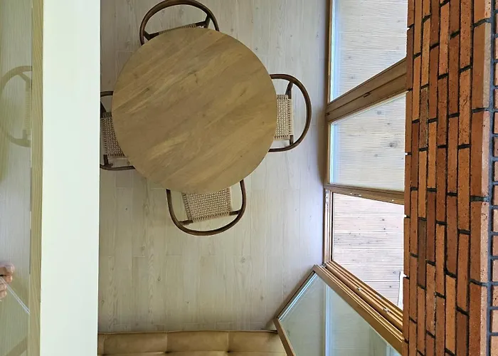 W Lesie Z Kominkiem I Ogrodem Nyaraló