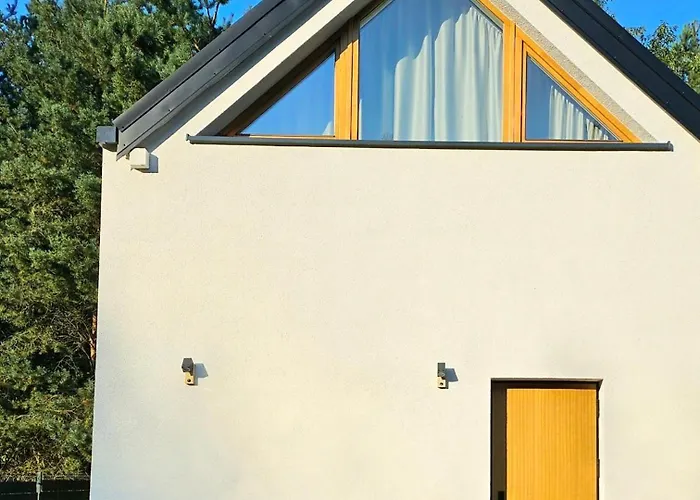 W Lesie Z Kominkiem I Ogrodem